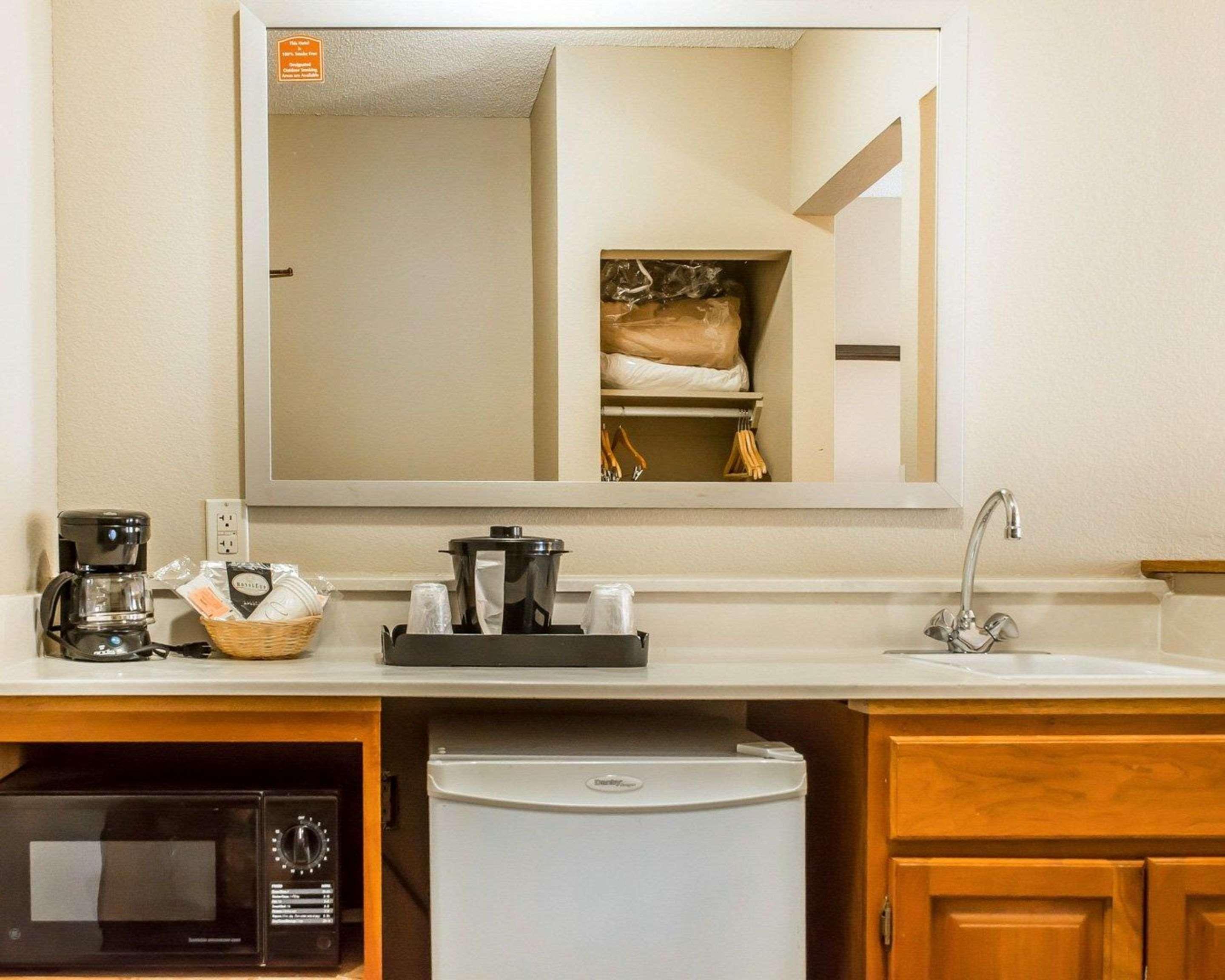 Comfort Inn North-Polaris Колумбус Экстерьер фото